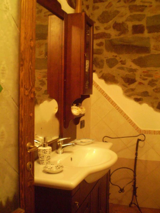 VetuloniaLa Casa Di Antonellaアパートメント エクステリア 写真